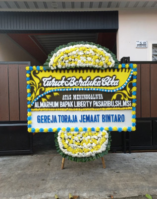 Papan Bunga Duka di Sungai Raya Kepulauan