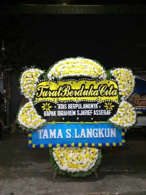 Papan Bunga Duka di Sungai Raya Kepulauan